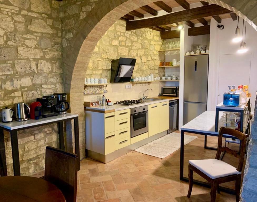 Le Antiche Mura Semproniano ภายนอก รูปภาพ