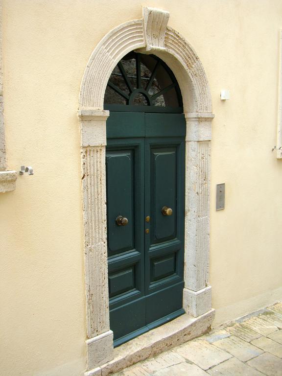 Le Antiche Mura Semproniano ภายนอก รูปภาพ